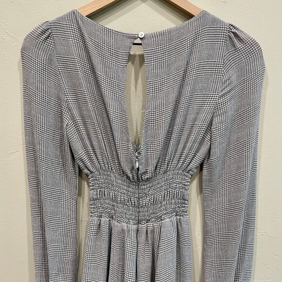 Reformation Wilder Mini Dress Aberdeen Grey White - Size 6 - Picture 7 of 11